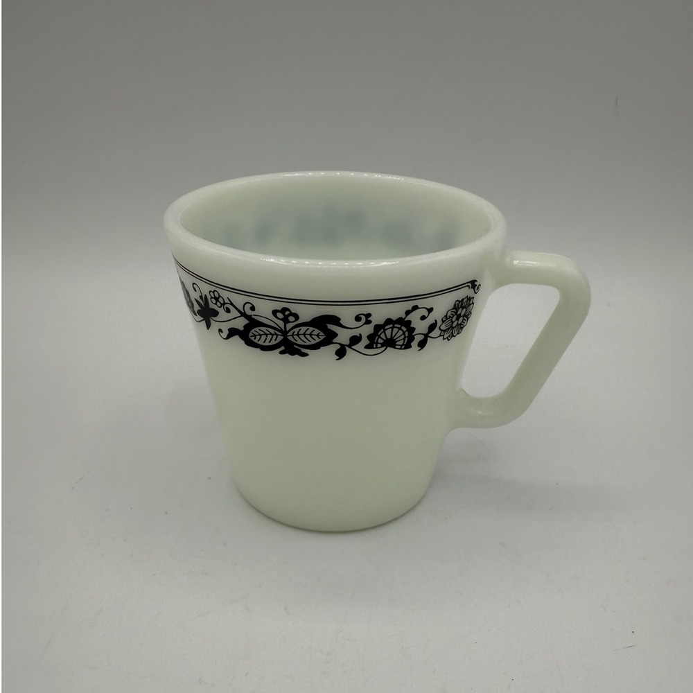 Vintage PYREX 1410‎ Old Town Blue Milk Glass Mug Cup Floral Onion Pattern USA